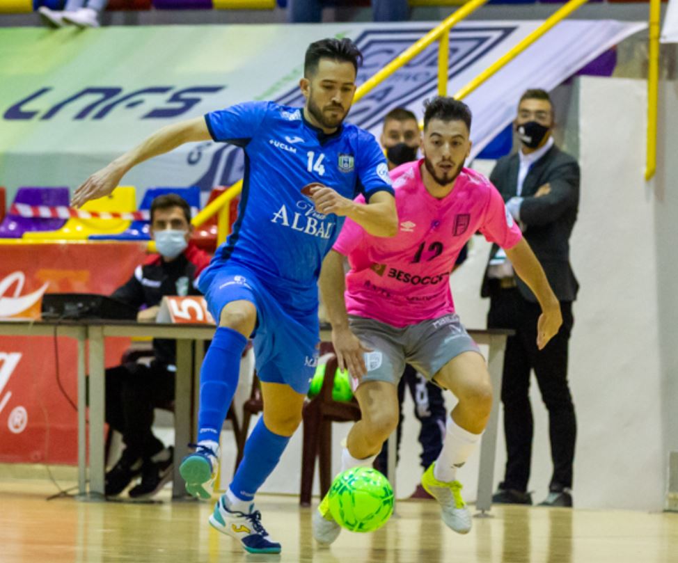Viña Albali Valdepeñas remonta y vence Bescoccer Antequera ( 3 – 4 )