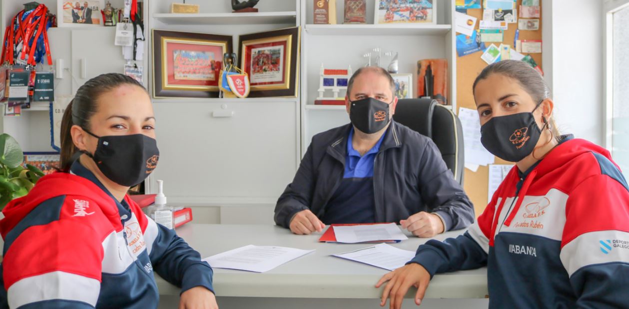 El Burela Pescados Rubén renueva el convenio de jugadoras profesionales