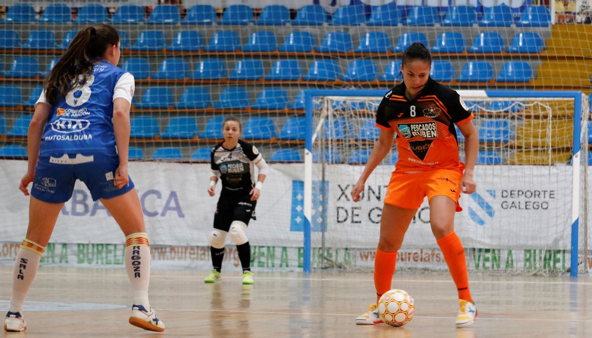 Burela P. Rubén visita la cancha del equipo revelación de la liga  Melilla Sport Capita