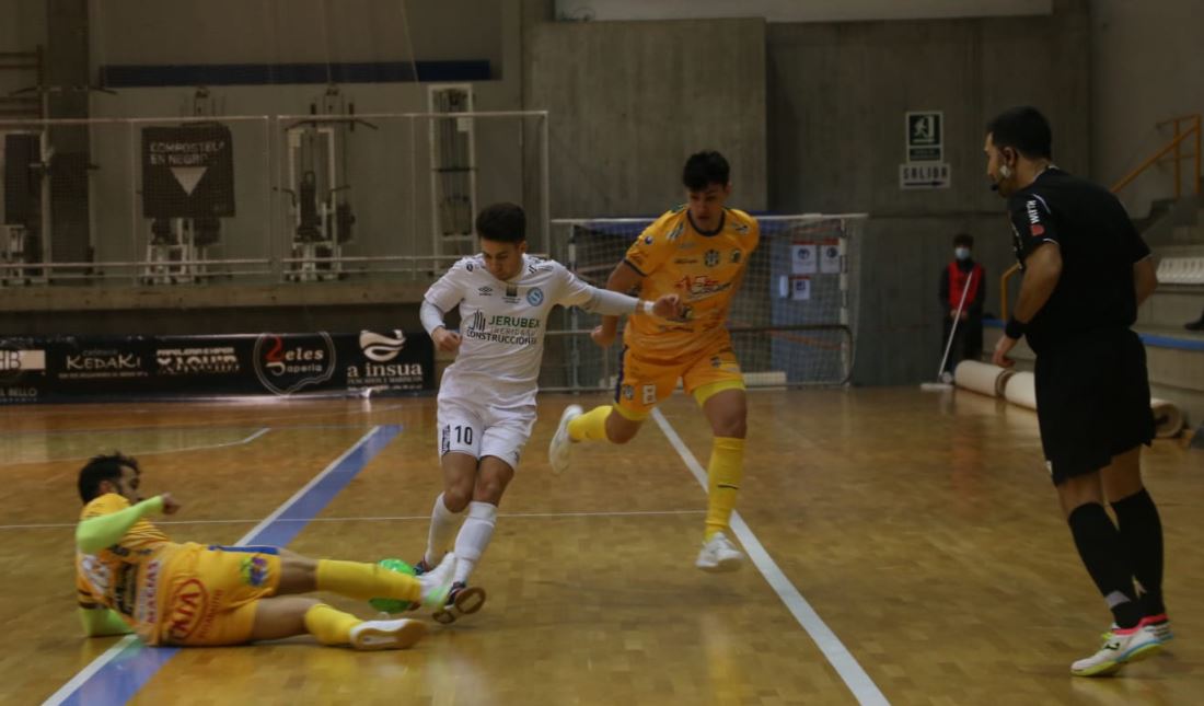 A pesar de empezar ganando, el Santiago Futsal no puede con el potente Atco. Benavente ( 3 – 6 )