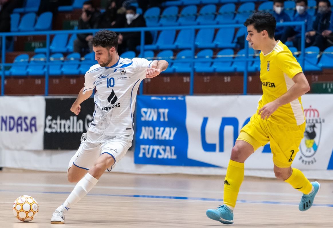 Café Candelas O Parrulo ¨B ¨ inicia la segunda fase en la cancha de Universidad de Valladolid