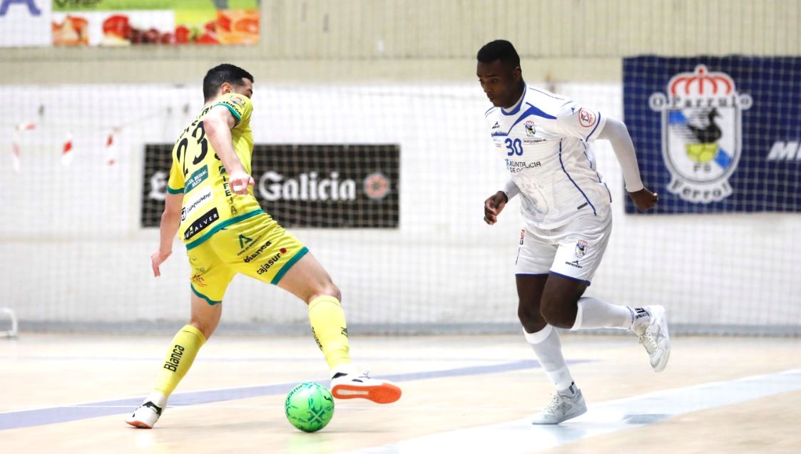 Un buen O Parrulo Ferrol cae ante un efectivo Jaén Paraiso interior ( 2 – 3 )