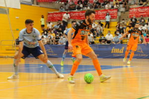 Golpe de autoridad del Burela Pescados Rubén en la cancha del  Ejido Futsal