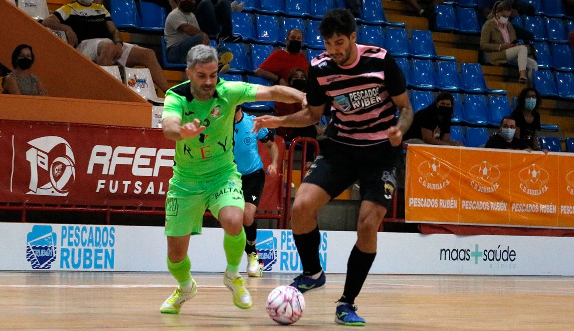 El Burela Pescados Rubén de Alberto Riquer vence a un intenso Xove FS  ( 5 – 1 )