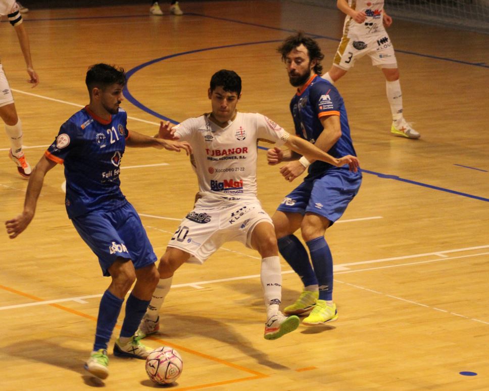 Noia Portus Apostoli consigue una nueva victoria ante el Full Energía Zaragoza