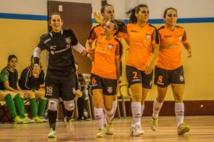 Viaxes Amarelle recibe al CD Universidad de Salamanca en el primer partido del año