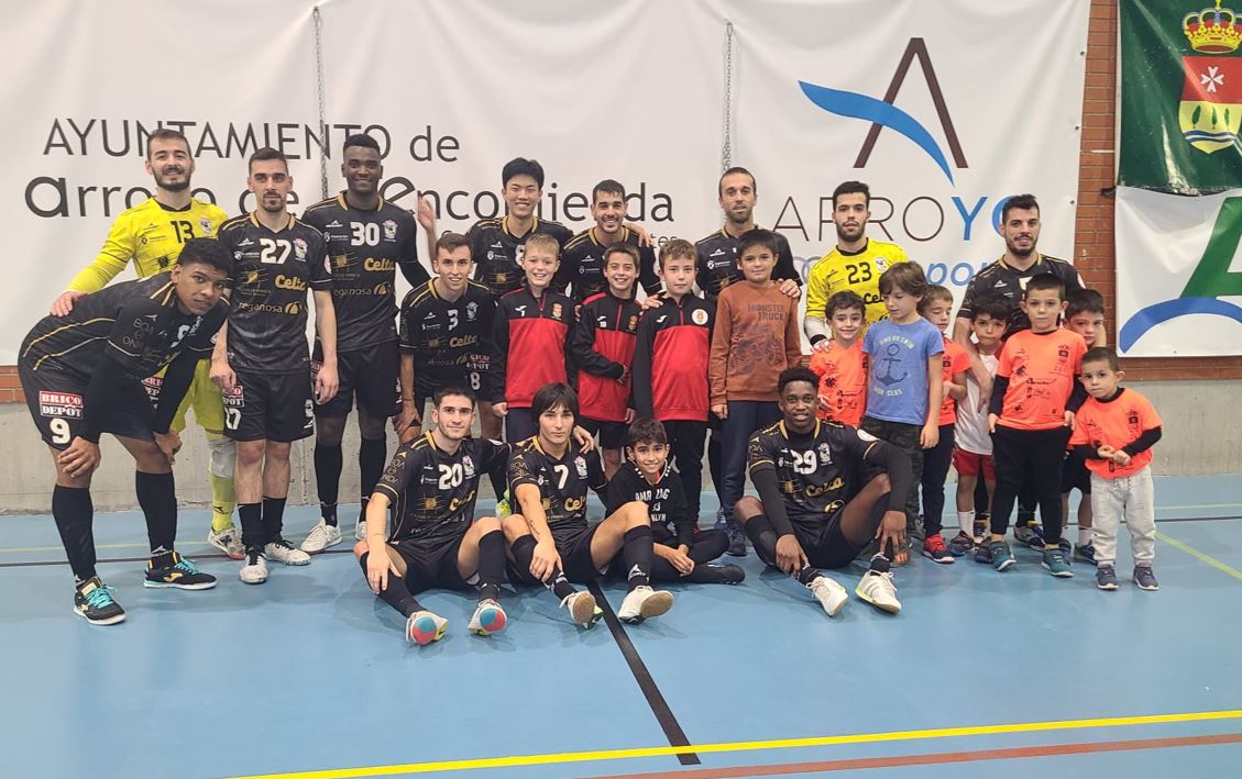 O Parrulo Ferrol avanza en la Copa del Rey al vencer a domicilio al Unión Arroyo
