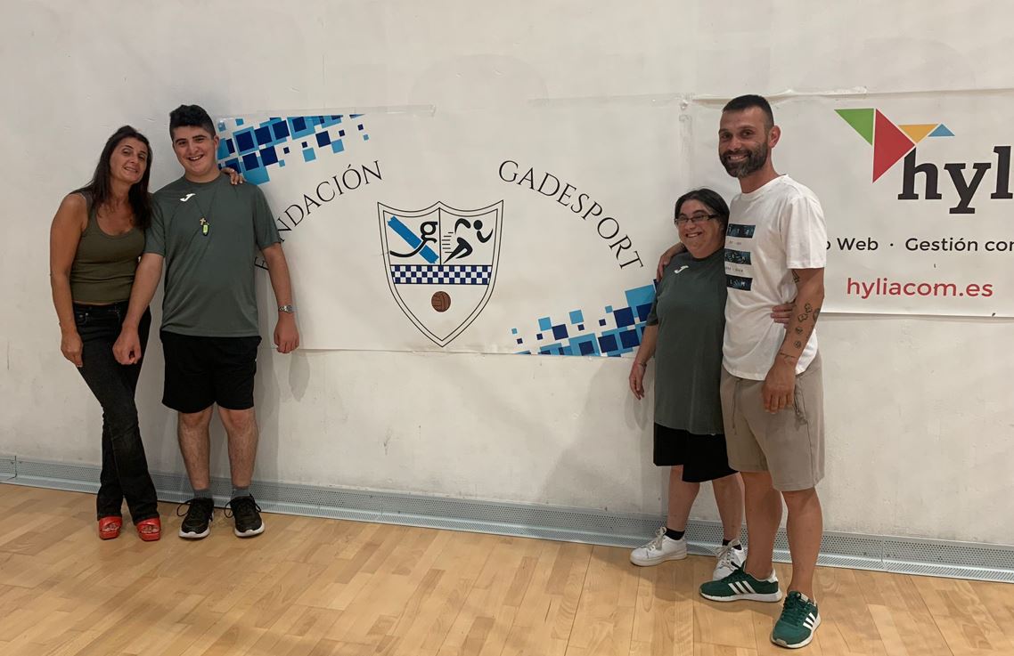 Labor social de integración del O Parrulo Ferrol con la incorporación de dos alumnos del centro CAD Souto de Leixa